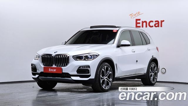 BMW X5 G05 xDrive 40i xLine - фото 0