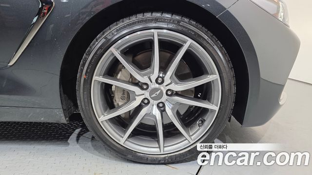 Genesis G70 2.0T Sport Package - фото 4