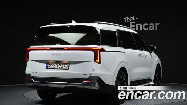 Kia Carnival Новый 4-го поколения HEV 9seater Signature - фото 1