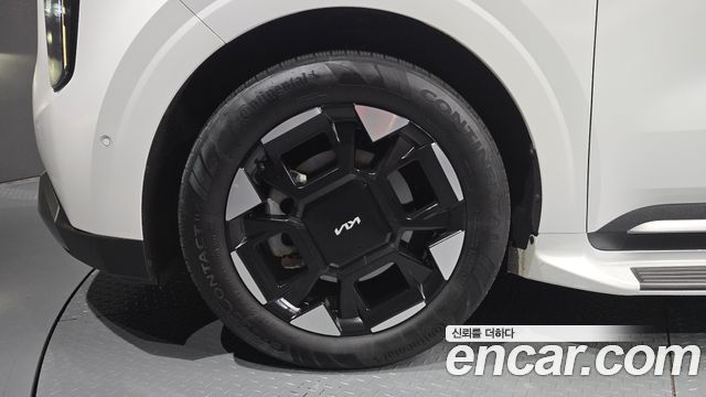 Kia Carnival Новый 4-го поколения HEV 9seater Signature - фото 4