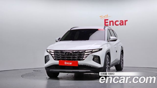 Hyundai Tucson NX4, гибрид Inspiration 2WD - фото 1