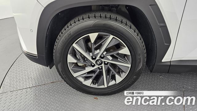 Hyundai Tucson NX4, гибрид Inspiration 2WD - фото 3