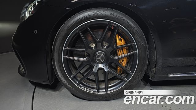 Mercedes-Benz S-Class W222 S63 AMG 4MATIC+ - фото 4