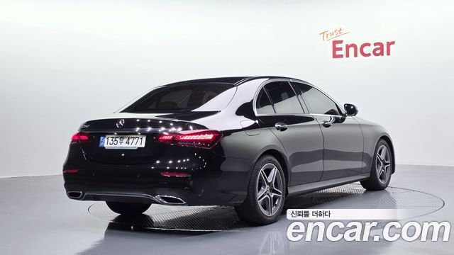 Mercedes-Benz E-Class W213 E250 AMG Line - фото 1