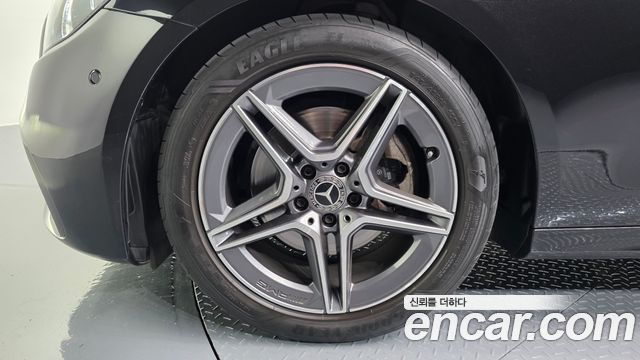 Mercedes-Benz E-Class W213 E250 AMG Line - фото 4