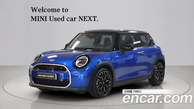 Mini Cooper 4-го поколения Favoured - фото 0