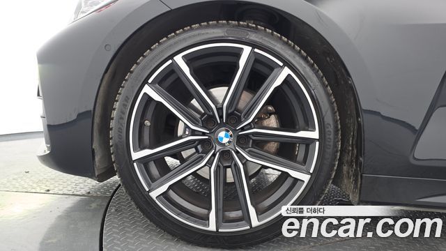 BMW 4-Series G22 420i M Sport Coupe - фото 4