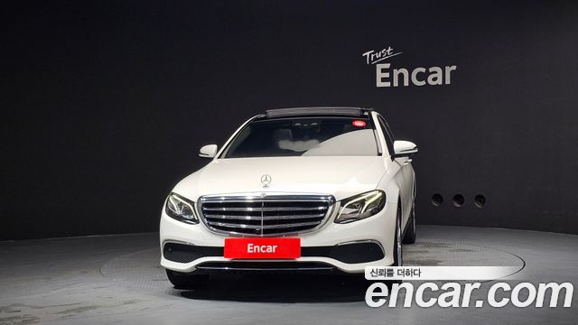 Mercedes-Benz E-Class W213 E300 4MATIC Exclusive - фото 2