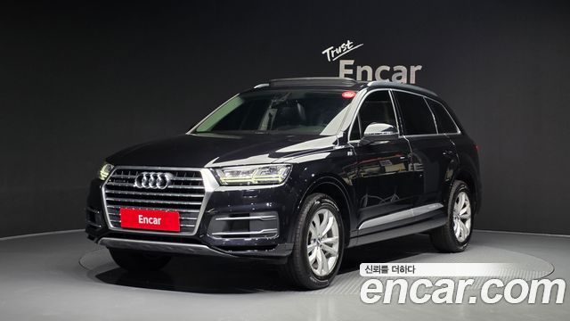 Audi Q7 45 TFSI Quattro - фото 0