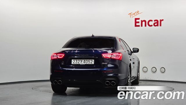 Maserati Ghibli 3.0 Diesel GranSport 3rd - фото 3