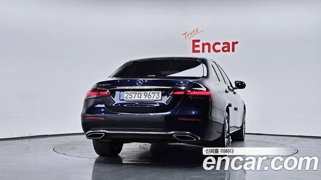 Mercedes-Benz E-Class W213 E300e 4MATIC Exclusive - фото 3