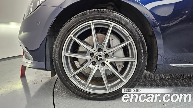 Mercedes-Benz E-Class W213 E300e 4MATIC Exclusive - фото 4