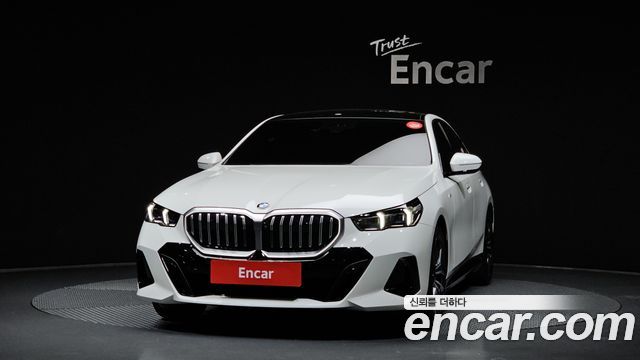 BMW 5-Series G60 523d M Sport - фото 2
