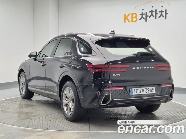 Genesis GV70 2.5T Gasoline 2WD - фото 1