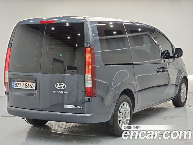 Hyundai Staria Cargo 3-Seater Modern - фото 3