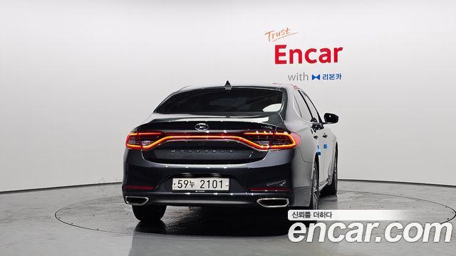 Hyundai Grandeur IG, гибрид Exclusive - фото 3