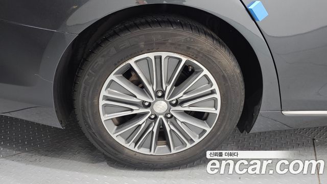 Hyundai Grandeur IG, гибрид Exclusive - фото 4