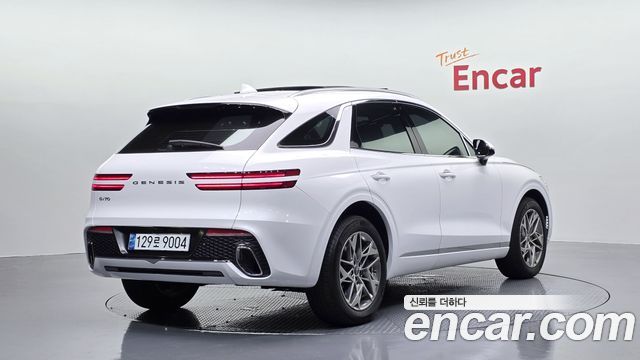 Genesis GV70 2.5T Gasoline 2WD - фото 1