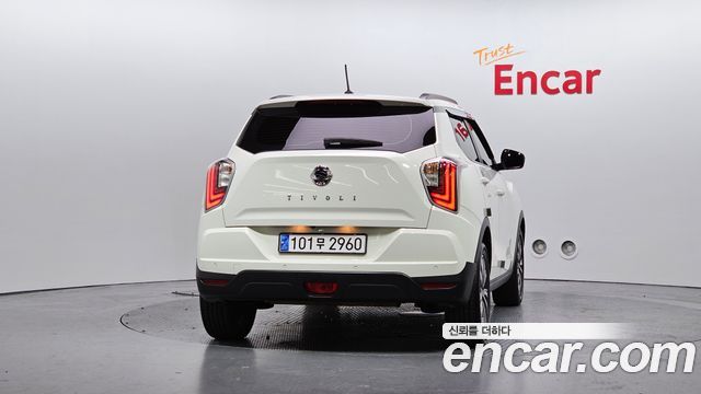 SsangYong Tivoli Gasoline 1.5 2WD Limitied Edition - фото 3
