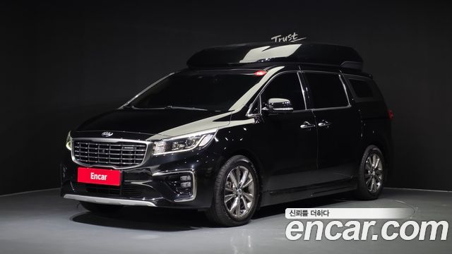 Kia Carnival Новый 9-Seater Hi-Limousine Noblesse Special - фото 0