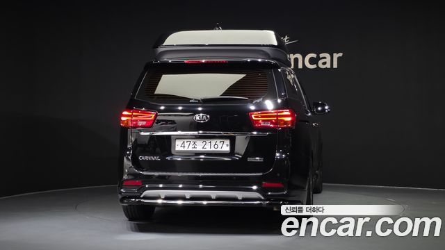Kia Carnival Новый 9-Seater Hi-Limousine Noblesse Special - фото 3