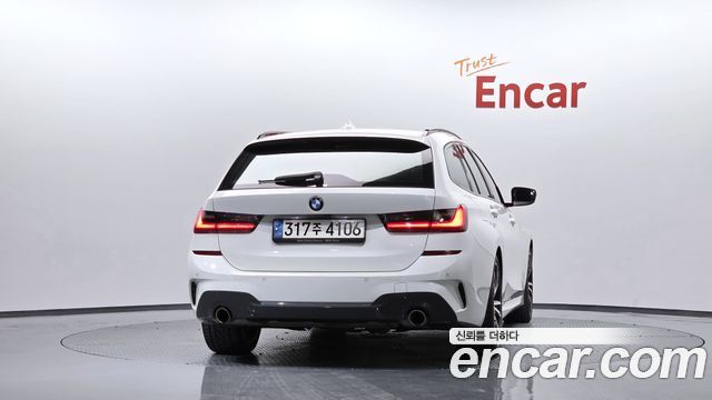 BMW 3-Series G20 320i Touring M Sports - фото 2