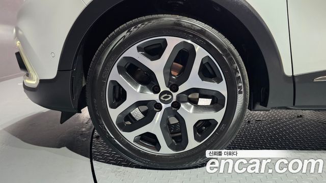 Renault Samsung QM3 RE Signature - фото 4
