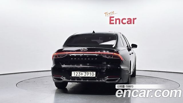 Hyundai Grandeur Новый IG 3.0 LPi Rent Car Modern - фото 3