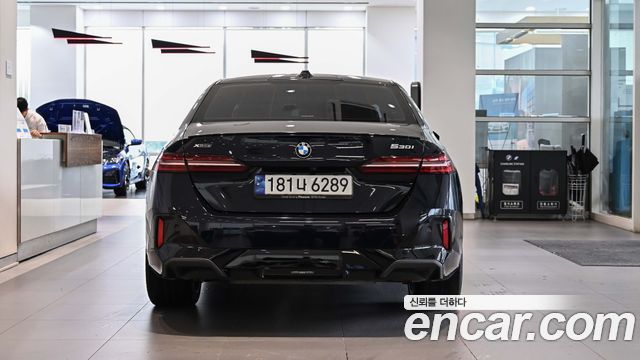 BMW 5-Series G60 530i xDrive M Sport - фото 3