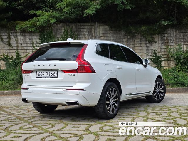 Volvo XC60 2-го поколения T6 Inscription - фото 1