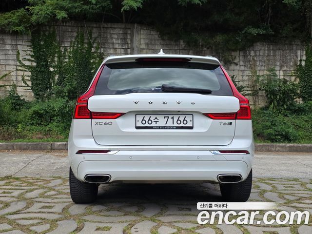 Volvo XC60 2-го поколения T6 Inscription - фото 3