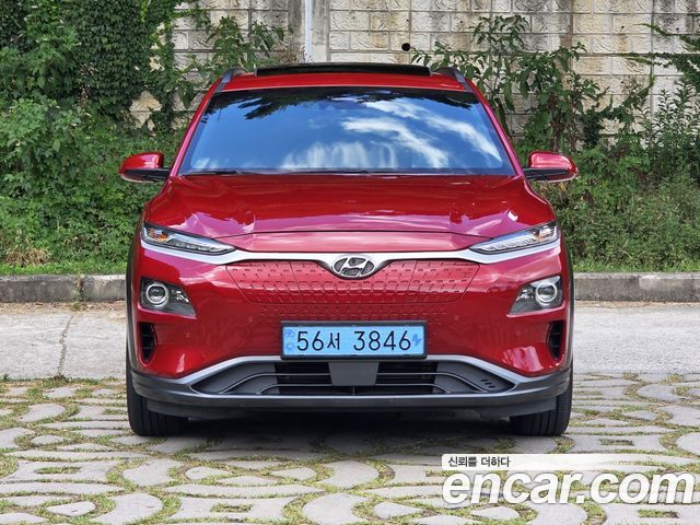 Hyundai Kona Premium - фото 1