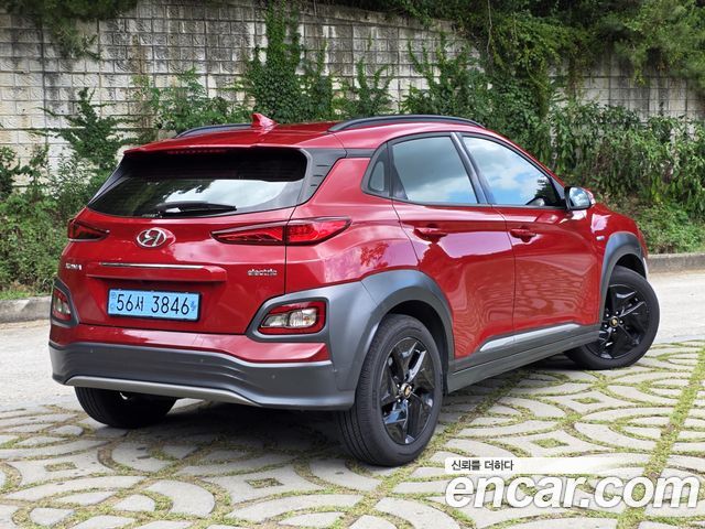 Hyundai Kona Premium - фото 4