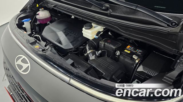 Hyundai Staria Tourer 11-Seater Modern - фото 4