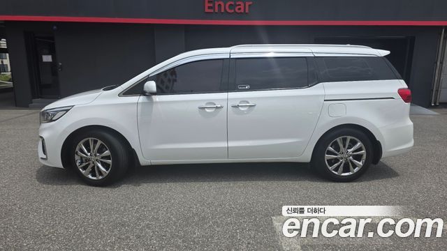 Kia Carnival Новый 9-Seater Noblesse Special - фото 3