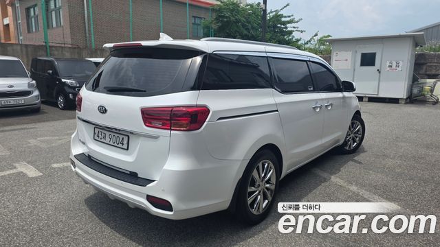 Kia Carnival Новый 9-Seater Noblesse Special - фото 4