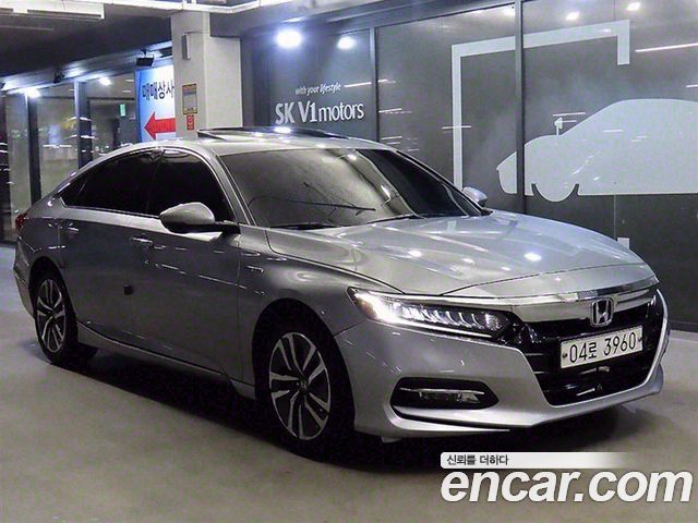 Honda Accord 10-го поколения 2.0 Hybrid EX-L - фото 0