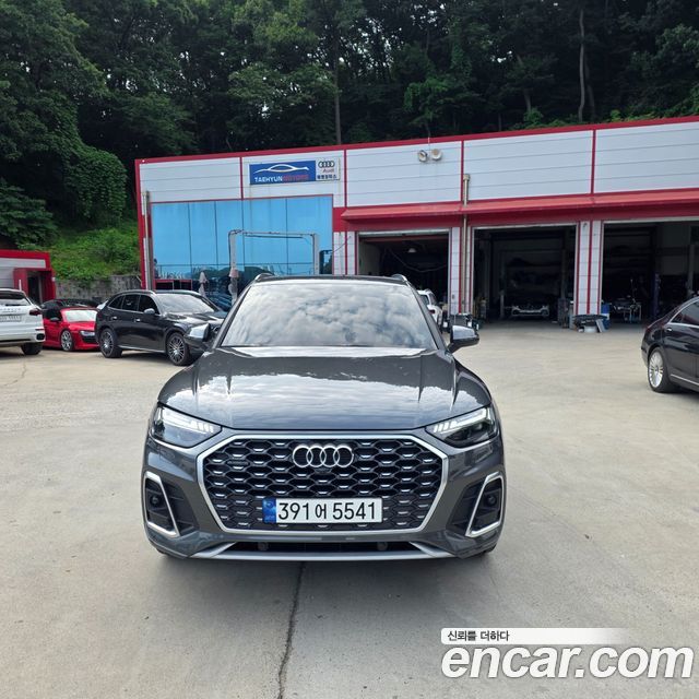 Audi Q5 FY 45 TFSI Quattro Premium Sportback - фото 0