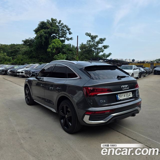 Audi Q5 FY 45 TFSI Quattro Premium Sportback - фото 3