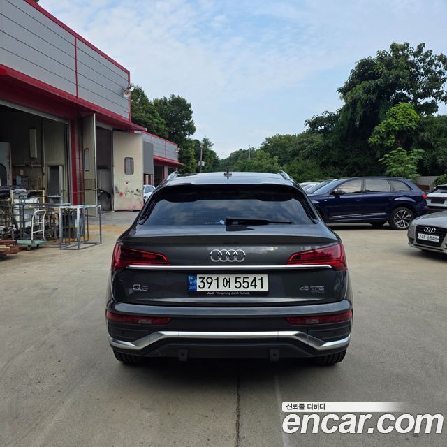 Audi Q5 FY 45 TFSI Quattro Premium Sportback - фото 4