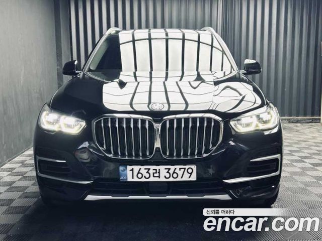 BMW X5 G05 xDrive 45e xLine - фото 0