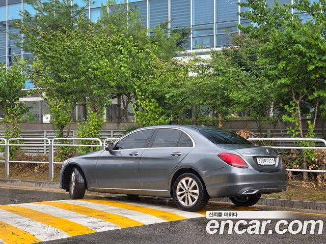 Mercedes-Benz C-Class W205 C200 Avantgarde - фото 2