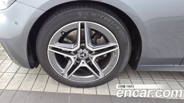Mercedes-Benz E-Class W213 E250 AMG Line - фото 4