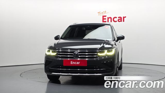 Volkswagen Tiguan 2-го поколения 2.0 TDI Premium - фото 2