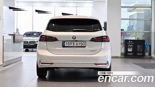 BMW 2 Series Active Tourer U06 218d Luxury - фото 2