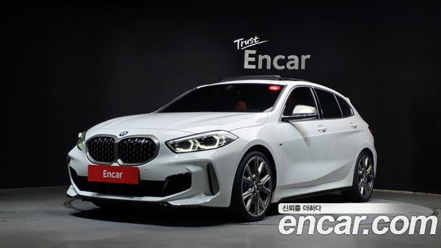 BMW 1 Series F40 M135i xDrive - фото 0
