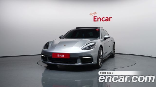 Porsche Panamera 3.0 AWD - фото 2