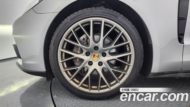 Porsche Panamera 3.0 AWD - фото 4