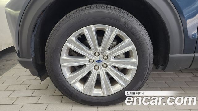 Ford Explorer 6-го поколения 2.3 LimIted 4WD - фото 4