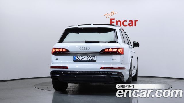 Audi Q7 50 TDI Quattro Premium - фото 3